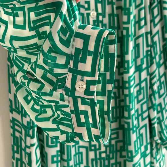 An Original Milly Of New York 100% Silk Blouse Green White Geometric 3/4 Sleeves - Picture 3 of 6